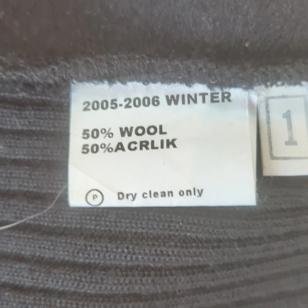 Cardigan - Picture 4 of 7